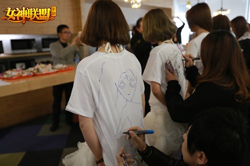 女神联盟手游  画女神